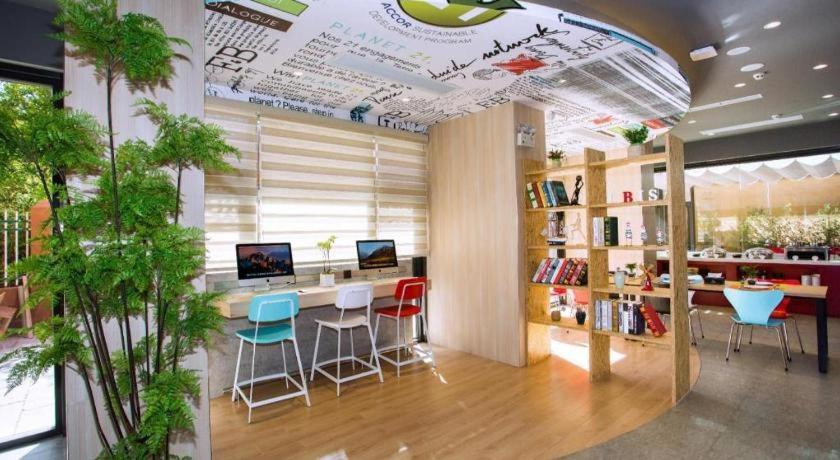 Отель Ibis Kunming Beijing Rd Экстерьер фото