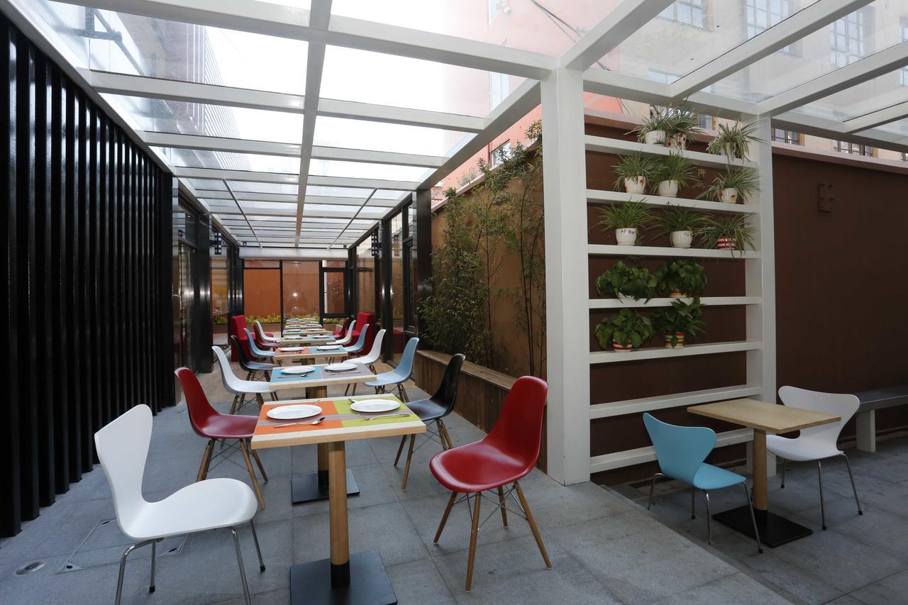 Отель Ibis Kunming Beijing Rd Экстерьер фото